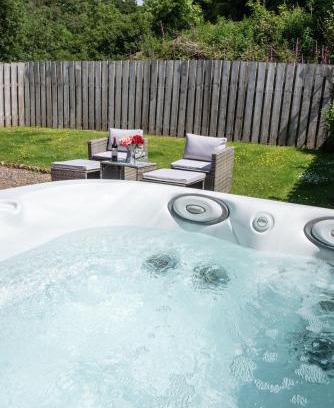Castle Carrock House | Discover Oak Cottage: A 4-Star Retreat in Castle Carrock
