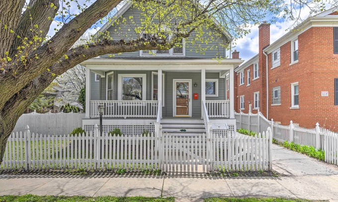Oak Park House | Inviting Oak Park Home with Fire Pit and Spa Amenities