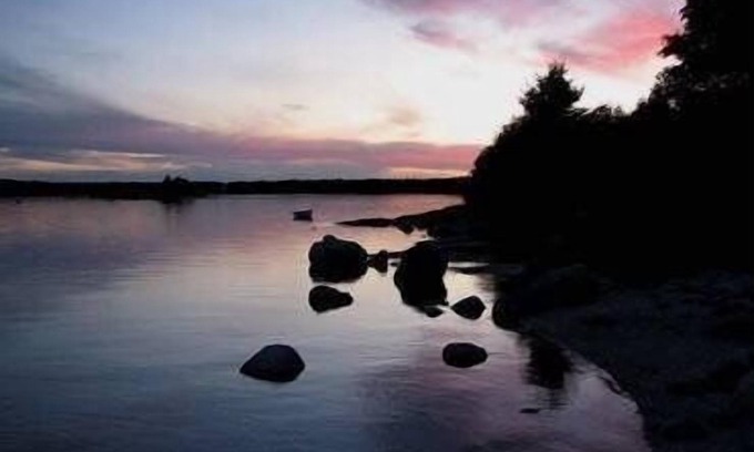 Deer Isle Cottage | Waterfront Oak Point Cottage: Beach Access & Ocean Views