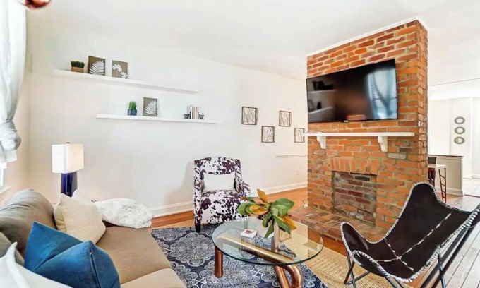 Hyde Park House | Pet-Friendly Oakley Square 3BR with Fire Pit & Perfect Rating
