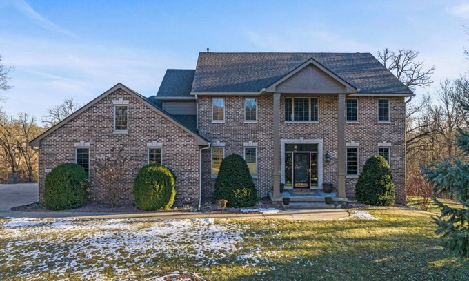 Grimes House | Oaktree Haven - Luxurious Nature Retreat