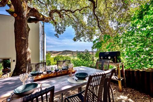 Santarem House | Experience OakTree Villa: Oceanfront Retreat with Pool