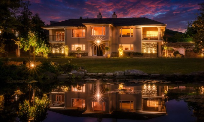 Hanmer Springs House | Discover Oakview: 4-Star Stay with Breakfast & Family Amenities