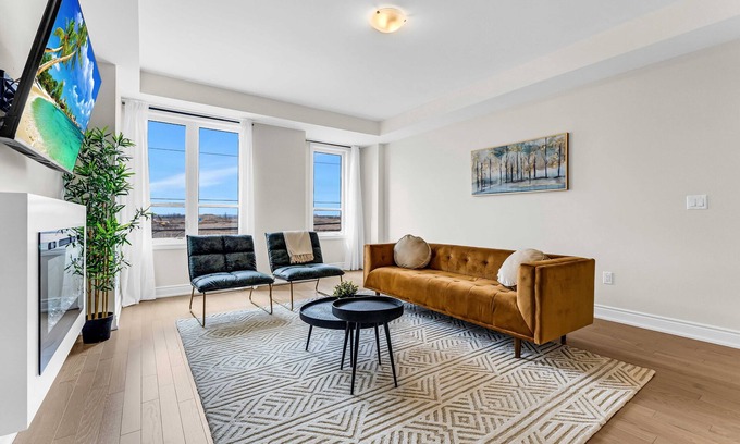Oakville House | Oakville Oasis: Modern 4BR Townhouse with Pet-Friendly Perks