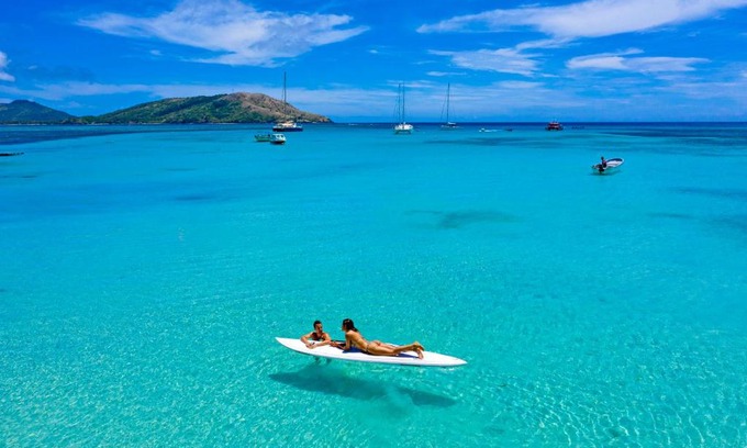 Nacula Island Hotel | Relax at Oarsman's Bay Lodge with Oceanfront Views