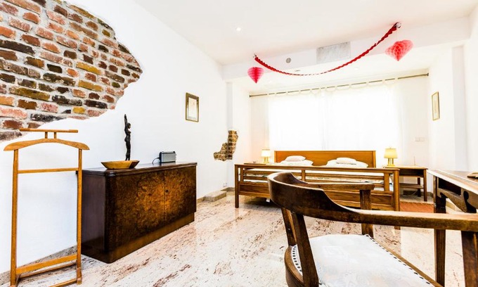 Bornheim Apartment | Tranquil Retreat at Oase der Ruhe - 4-Star Comfort Awaits