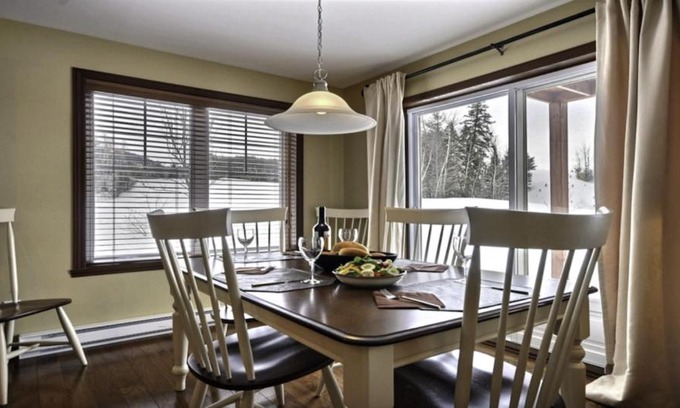 Boischatel Apartment | Relax at Oasis by Rendez-Vous Mont-Tremblant - Family Friendly