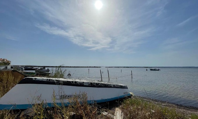 Sete House | Waterfront Getaway at Oasis Cove, Sète – Rated 9.3/10