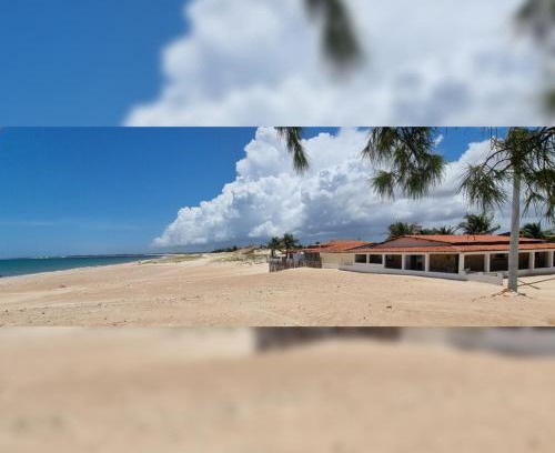 Zumbi House | Beachfront Oasis De Areia: Family-Friendly with Pool Access