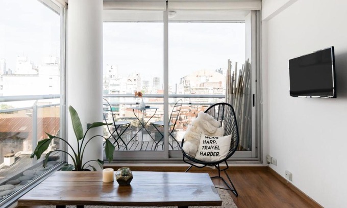 Constitucion Apartment | Relaxing Oasis in San Telmo: Pool, Grill & Gym Access