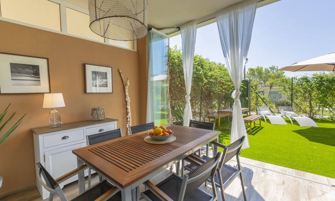 Retamar Apartment | Oasis del Toyo: Oceanfront Retreat with Pool & Free WIFI