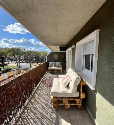 Cunit Apartment | Idyllic Oasis en la Playa: Pet & Child Friendly Retreat