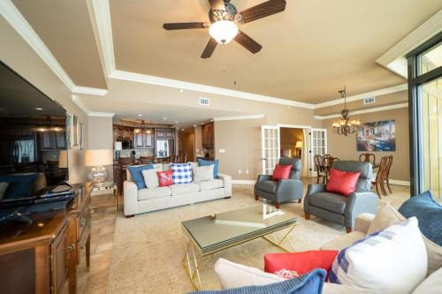 Orange Beach House | Relax at Phoenix West II: Oasis with Private Pool Access