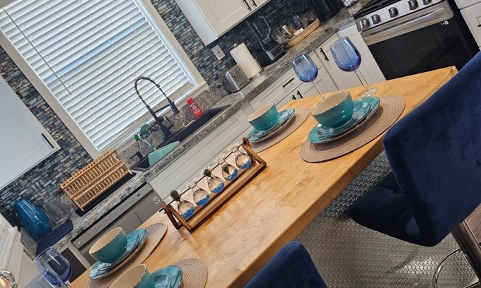 Sacramento House | Experience the Oasis in North Sacramento, Pet-Friendly Stay
