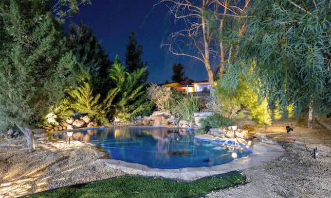 Joshua Tree House | Serene Oasis in Joshua Tree with Hot Tub & Spa Amenities
