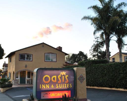 San Roque Hotel | Relax at Oasis Inn and Suites with Pool Access