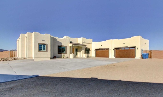 Anthem House | Serene Phoenix Retreat with Private Pool and Spa Amenities