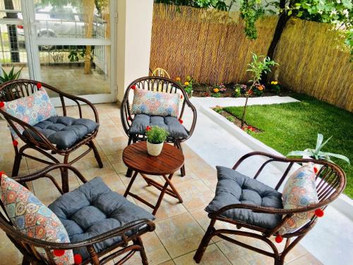 Evosmos Apartment | Relaxing Oasis House in Thessaloniki with Hydromassage
