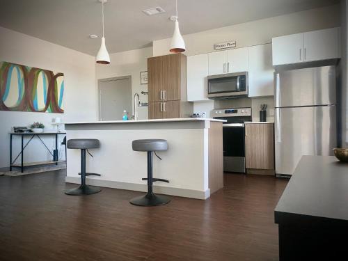 Sharpstown Apartment | Oasis Retreats on Hillcroft