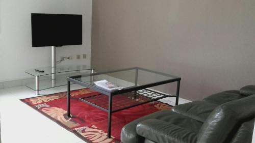 Ferrandiere - Maisons Neuves Apartment | Discover Oasis T3: Center City with Private Garden