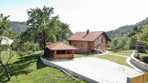 Republika Srpska House | Oaza mira Šipovo
