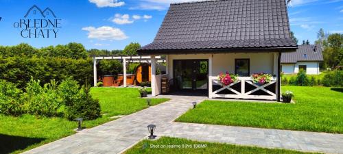 Radkow Villa | oBłędne Chaty: Oceanfront Retreat with Spa Amenities