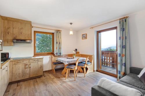 Vallarga Apartment | Explore Oberhof Apt Lärchenwald - Family-Friendly Retreat