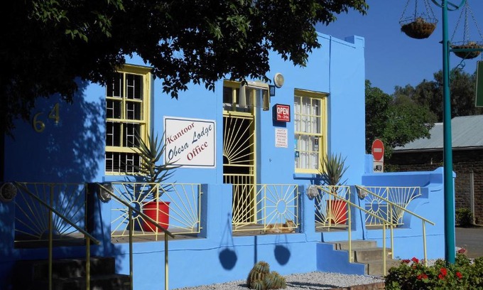 Graaff-Reinet Cabin | Family-Friendly Obesa Lodge with Pool & Breakfast Included