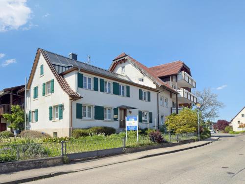 Immenstaad am Bodensee Apartment | Family-Friendly Retreat at Obst- und Ferienhof Lehle