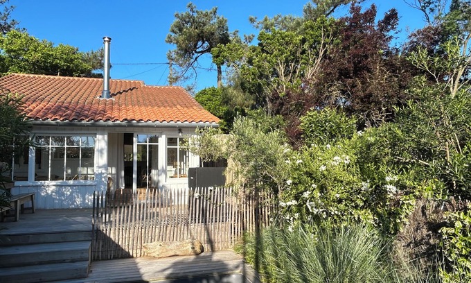 Cap-Ferret Villa | Oceanfront Oasis at Océan Plage de Lhorizon - Rated 10/10