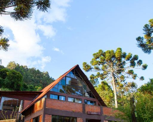 Delfim Moreira House | Oca Roça: Pet-Friendly Stay with High Guest Ratings