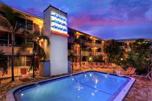 Bermuda Riviera Hotel | Ocean Beach Palace: Family-Friendly with Oceanfront Views