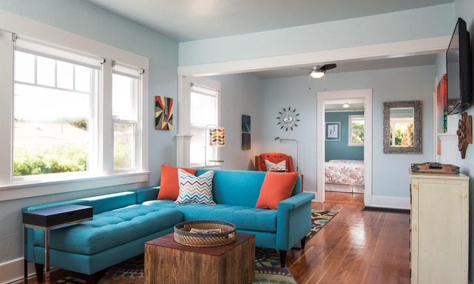 Ocean Beach Cottage | Ocean Beach Sunset Cottage: Rated 10/10 with Ocean Views