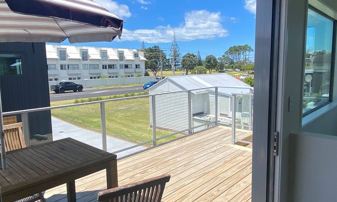Whangamata House | Ocean Bliss Retreat: Modern 4-Bedroom Home Steps from Beach and Shops