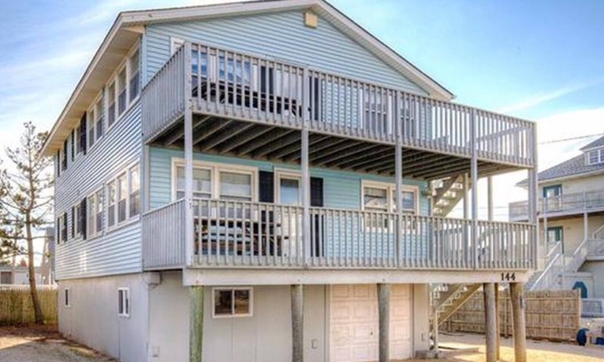 Beach Haven Terrace House | Beachside Retreat - Steps from the Ocean with Spa Amenities
