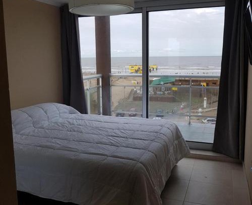 San Clemente Apartment | Ocean Blue: Guest Rated 9.1 with Oceanfront Pool Access