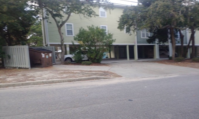 Downtown Myrtle Beach Condo | Cozy Retreat Steps from Ocean & Boardwalk with Breakfast
