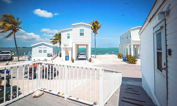 Cutthroat Harbor Estates Cottage | Ocean Breeze at Venture Out 537