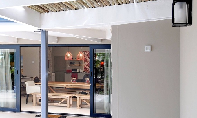 Kenton on Sea Hotel | Seaside Retreat at Ocean Breeze with Pool and Restaurant