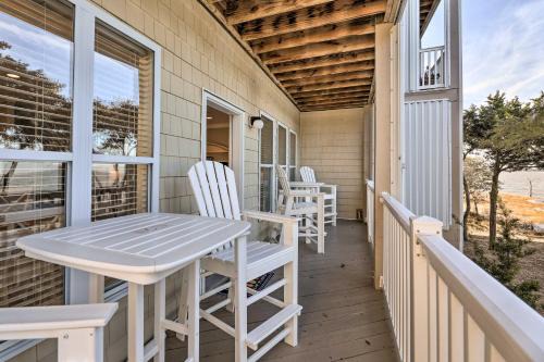 Indian Beach Apartment | Ocean Club Condo with Pool and Hot Tub for Families