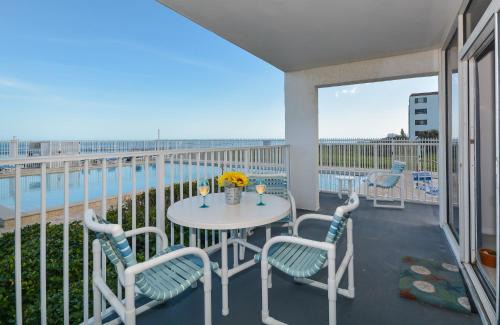 Bethune Beach Apartment | Beachfront Ocean Condo 104 with Pool Access & Pet-Friendly