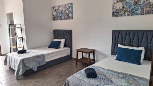 Penyabong Ski Chalet | Relaxing Ocean Cottage 3 with Pool & Oceanfront Views
