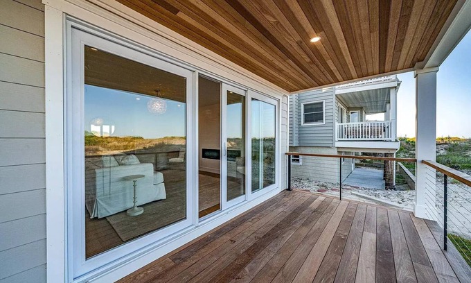 Gold Coast Condo | Ocean Dunes: Beachfront Bliss with Family-Friendly Amenities