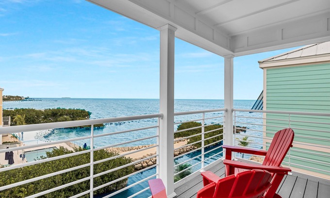 Plantation Key Resort | Cozy Retreat with Ocean Views in Resort Location