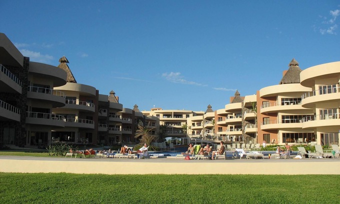 Isla Navidad Condo | Oceanfront 3 Bedroom Condo at Playa Grande Resort – Rated 9.6