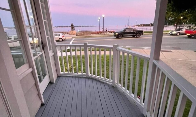 Gloucester House | Seaside Retreat: Steps to Beaches and Historic Downtown