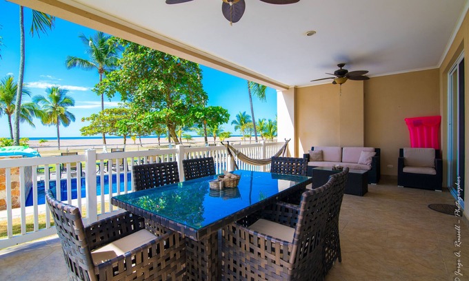 Barrio Los Villalobos Condo | Oceanfront Retreat Just Steps from Pools and Beach!
