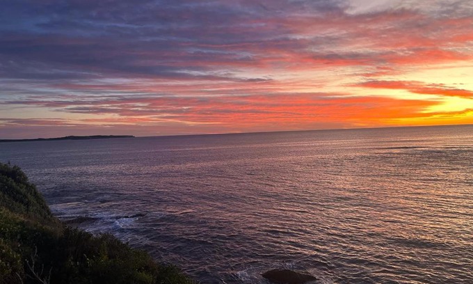 Cronulla Apartment | Ocean Front Apartment - Family-Friendly Retreat by the Sea