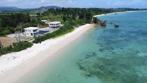 Sumuide Apartment | Beachfront Escape at Ocean Front SUMUIDE with Private Beach