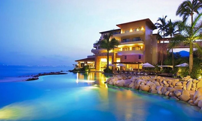Williamsville Condo | Beachfront Studio Condo in Puerto Vallarta with Pool & Spa